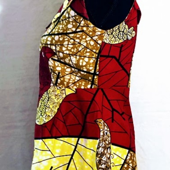 #C32 Women's Handmade Sleeveless Top - Picture 3 of 8